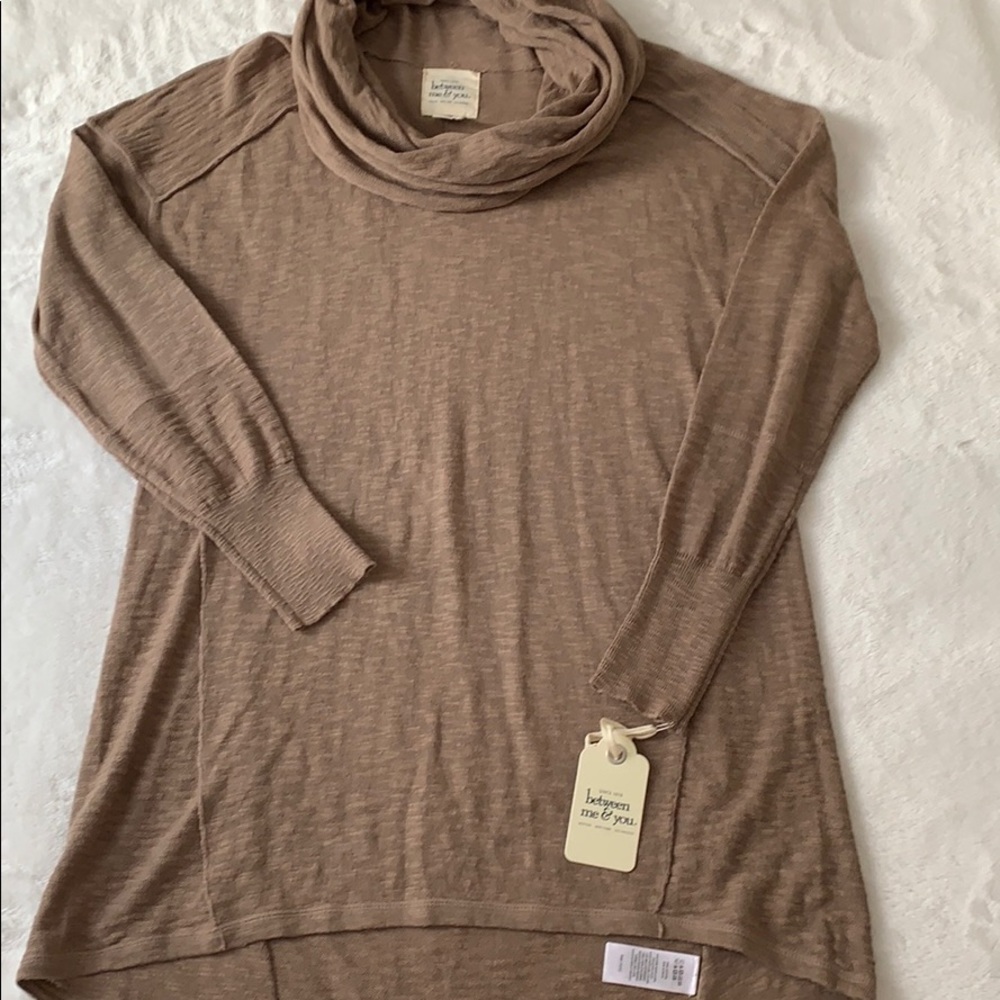 BNWT- Between me and you OVERSIZED Sweater